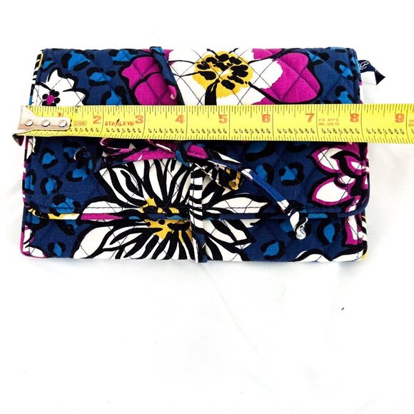 Vera Bradley All Wrapped Up Jewelry Organizer Travel Roll and Padded zip case - Picture 7 of 15